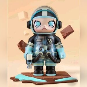 NIB Pop Mart  Mega Space Molly 100% Series 02- Mint Chocolate 💚